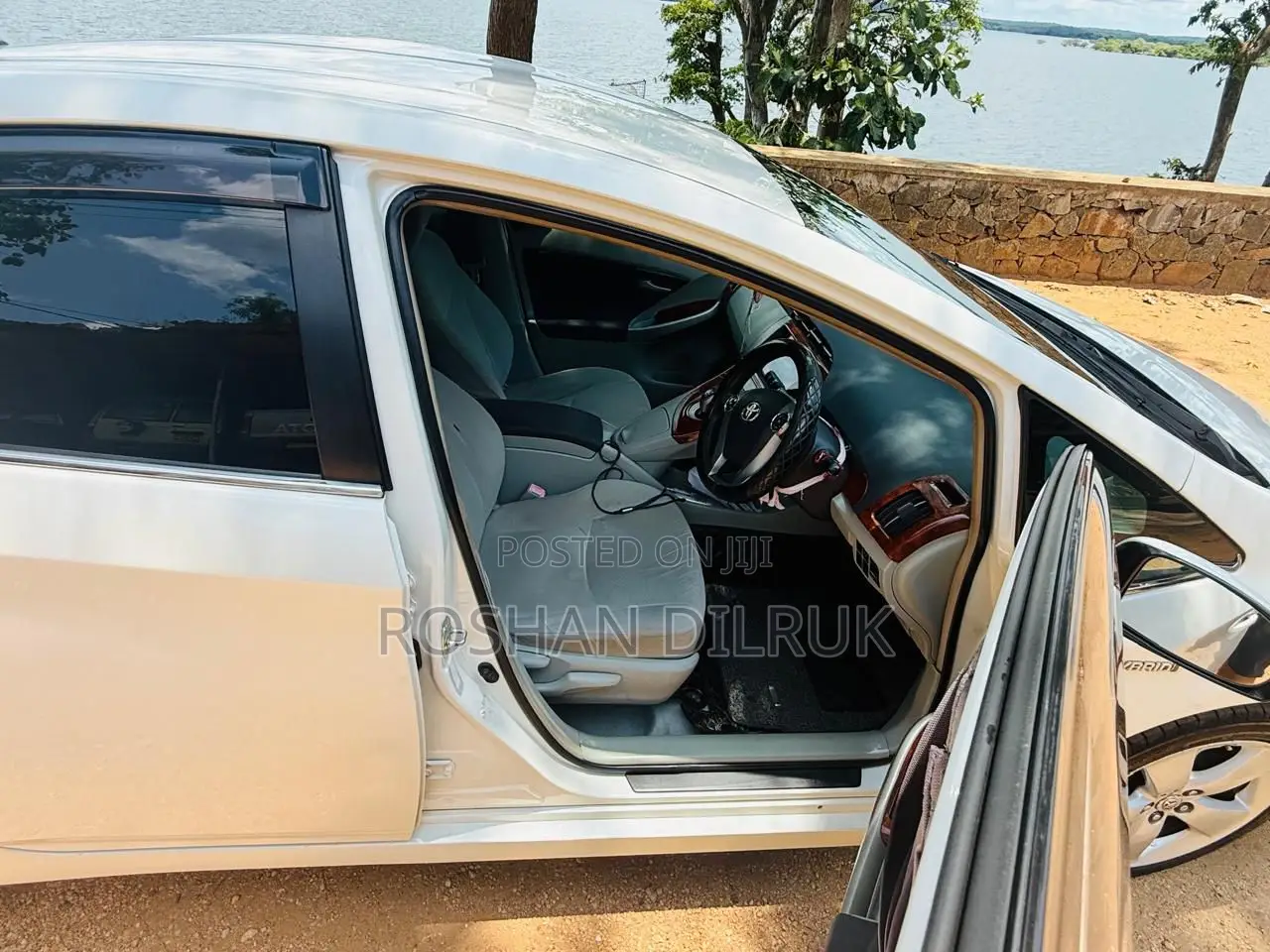 Toyota Prius 2010 Pearl