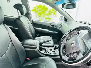 SsangYong Kyron 2.0D Automatic 4WD 2012 Silver