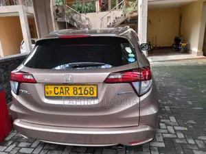 Kollupitiya Airport Taxi Service