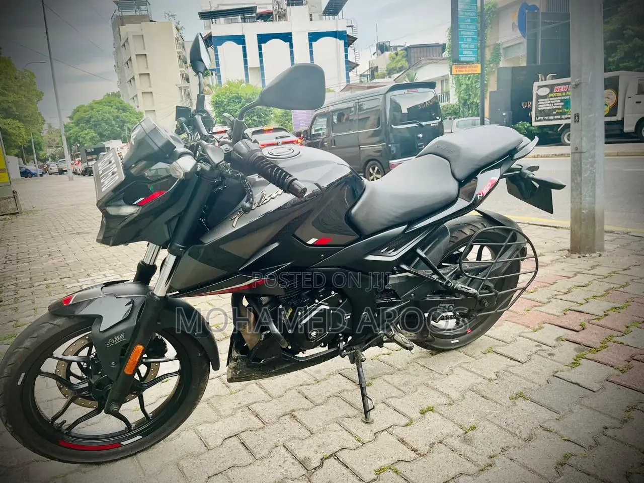 Bajaj Pulsar N160 2025 Black