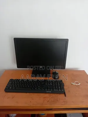 Desktop Computer Samsung AiO 24 4GB Intel Core i5 HDD 40GB
