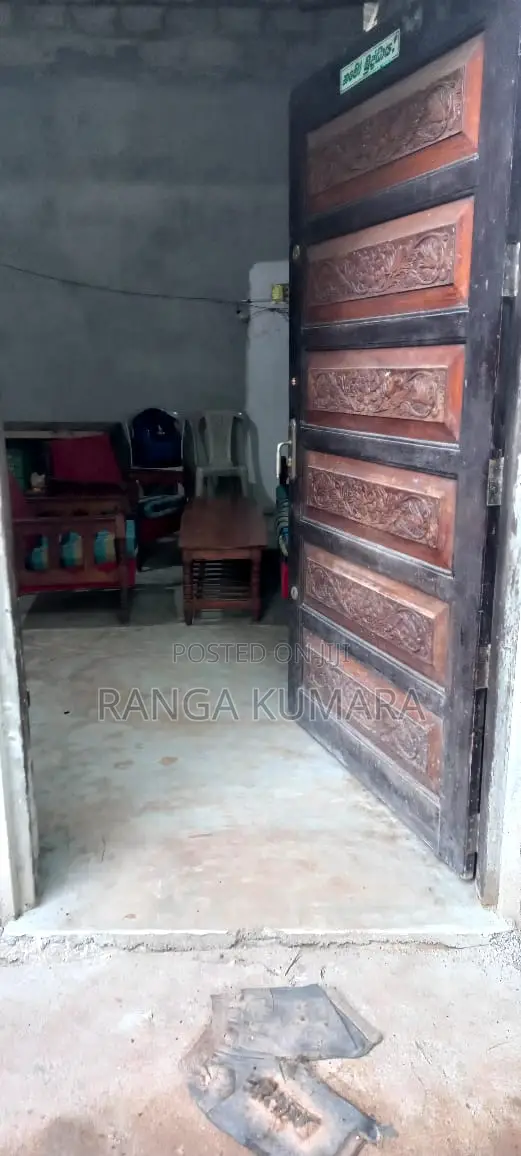 2bdrm House in හොරම්පැල්ල, Minuwangoda for sale