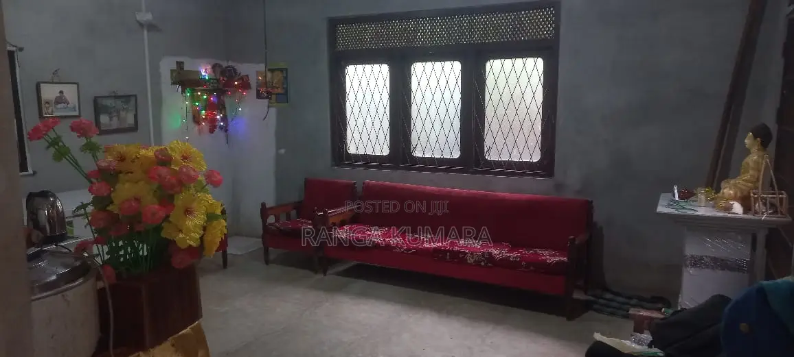 2bdrm House in හොරම්පැල්ල, Minuwangoda for sale