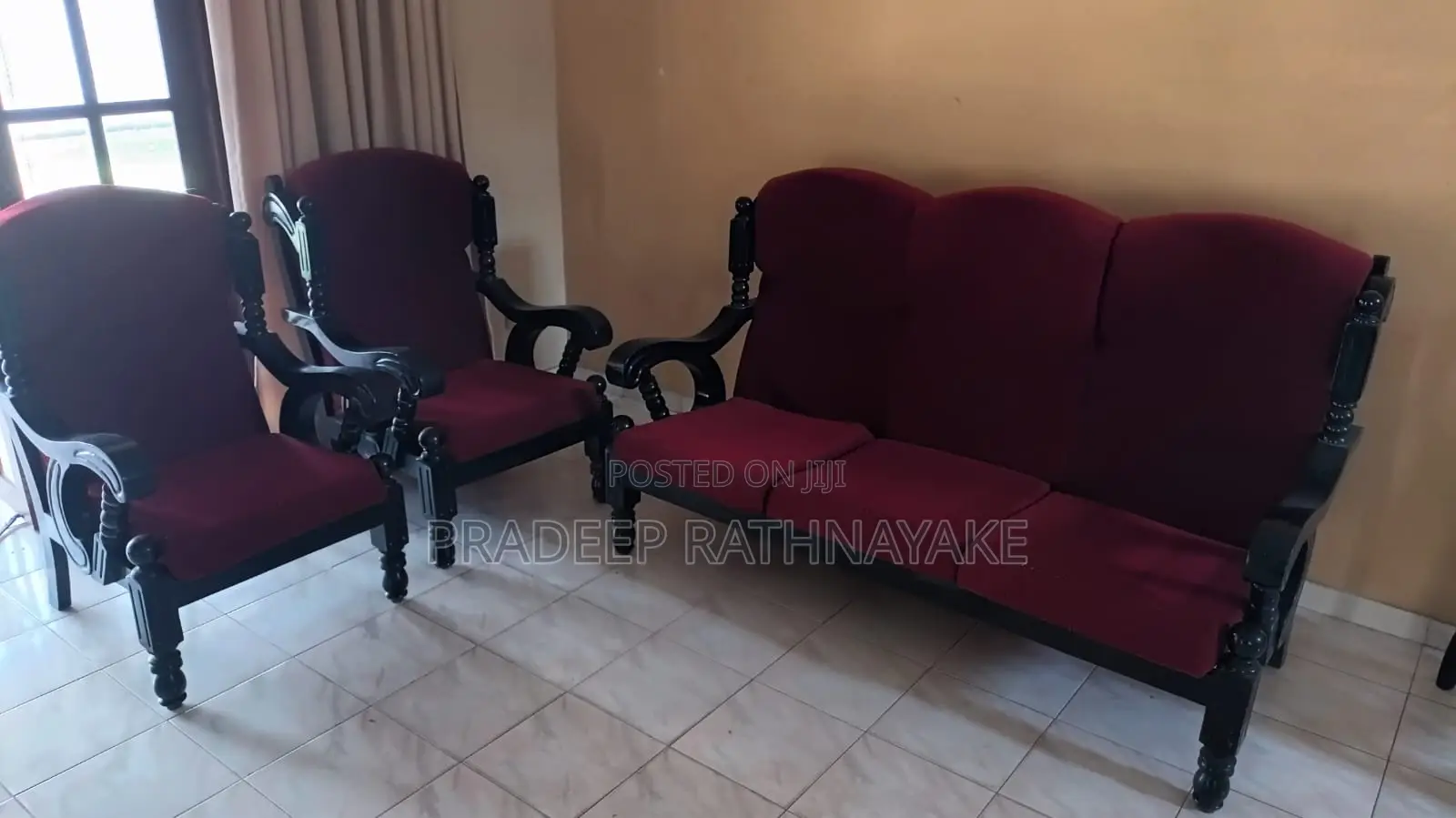 Solid Wooden Sofa Set for Sale – Classic Antique