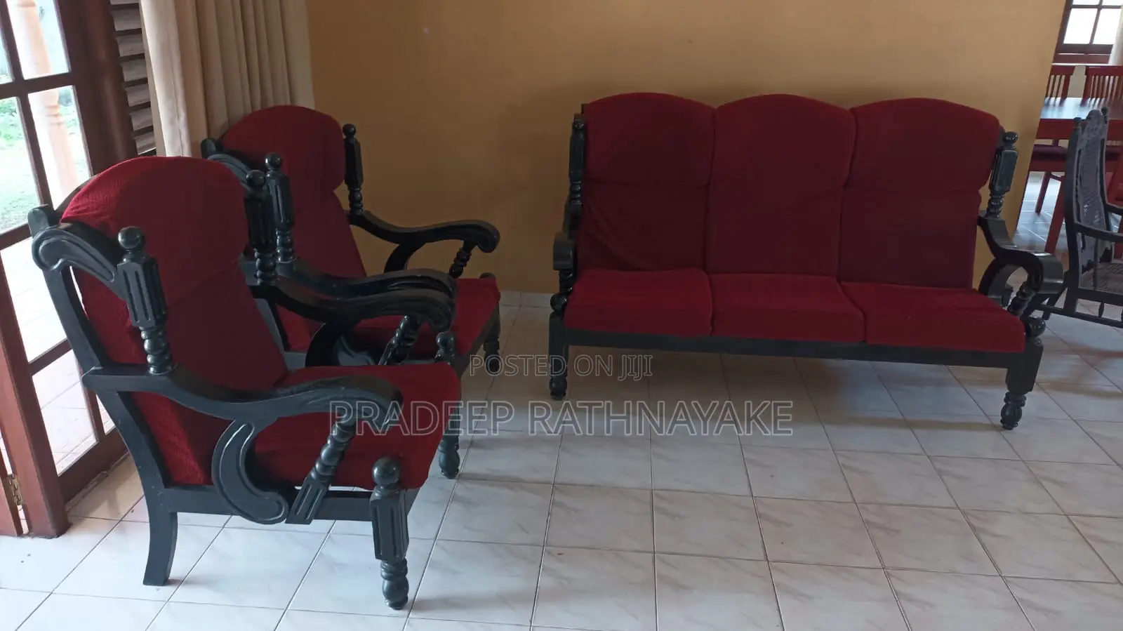 Solid Wooden Sofa Set for Sale – Classic Antique