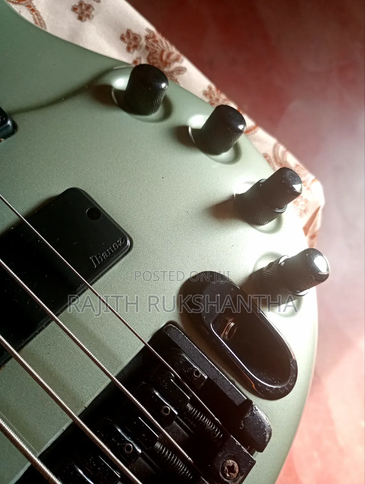 Ibanez Edc 705 5 String Bass Guitar