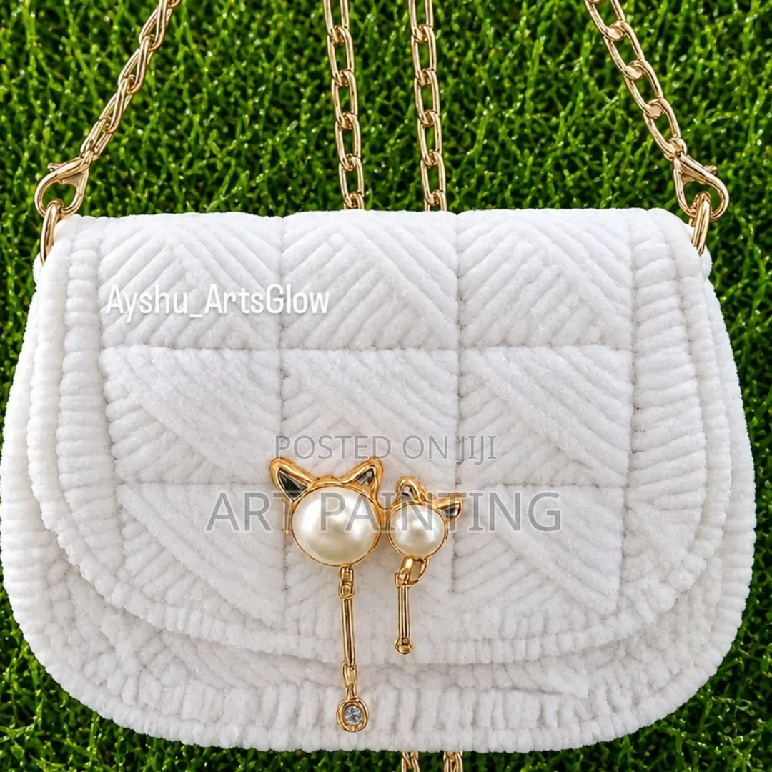 Crochet Hand Bag