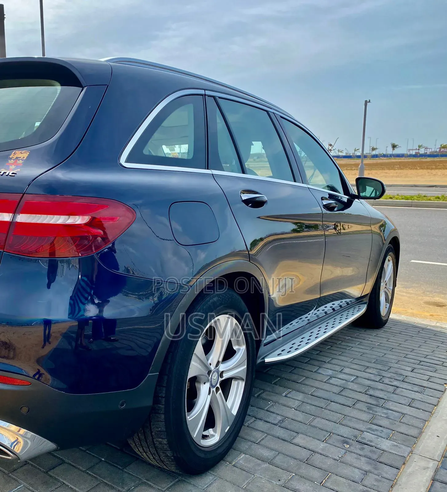 Mercedes-Benz GLC-Class 2016 Blue