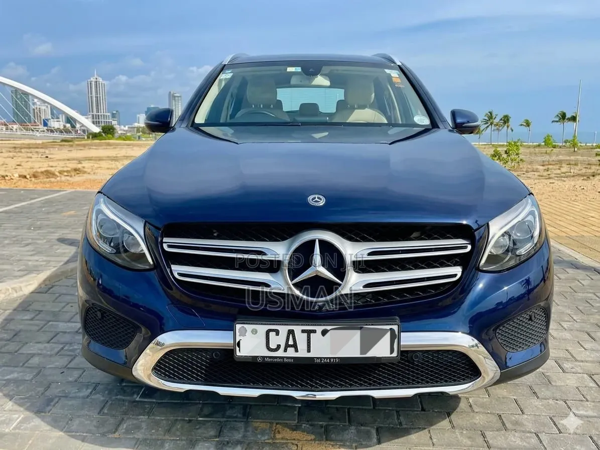 Mercedes-Benz GLC-Class 2016 Blue