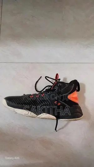 Avi Basketball Shoes