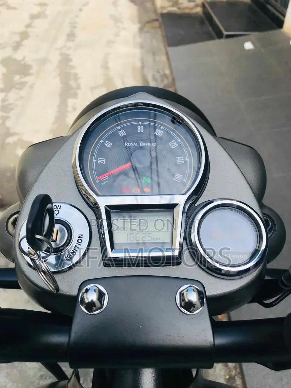 Royal Enfield Classic 350 2026 Gray