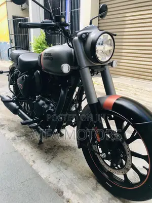 Royal Enfield Classic 350 2026 Gray