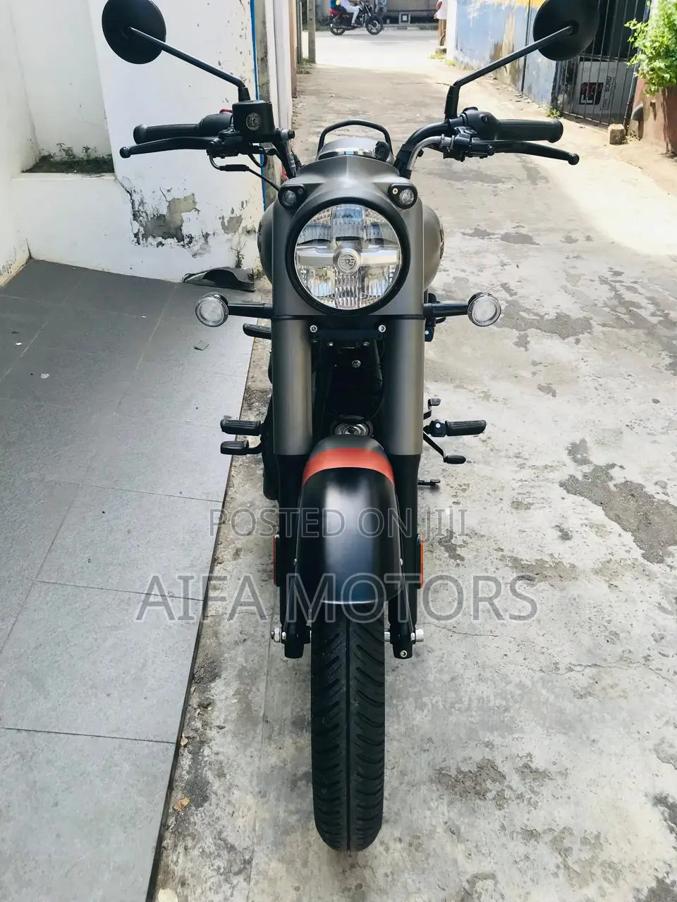 Royal Enfield Classic 350 2026 Gray
