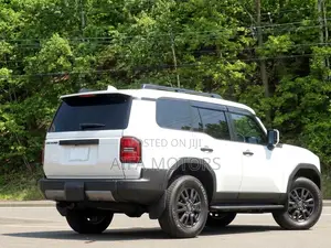 Toyota Land Cruiser Prado 2.7 2025 White