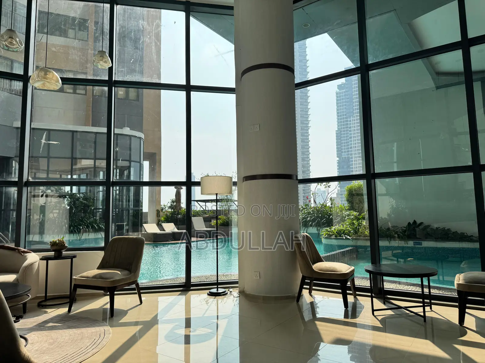 Furnished 1bdrm Apartment in Slave Island for sale