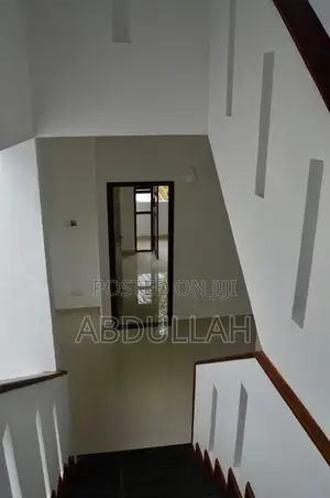 5bdrm House in Dehiwala for rent
