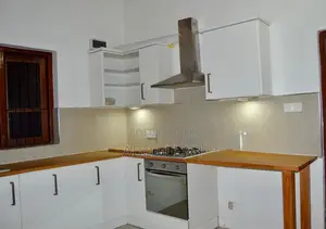 5bdrm House in Dehiwala for rent