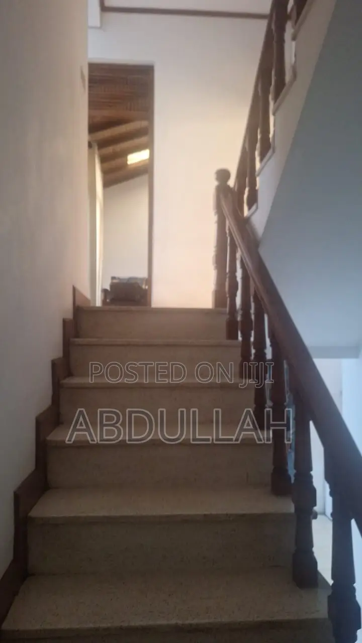 Furnished 5bdrm House in Nugegoda for rent