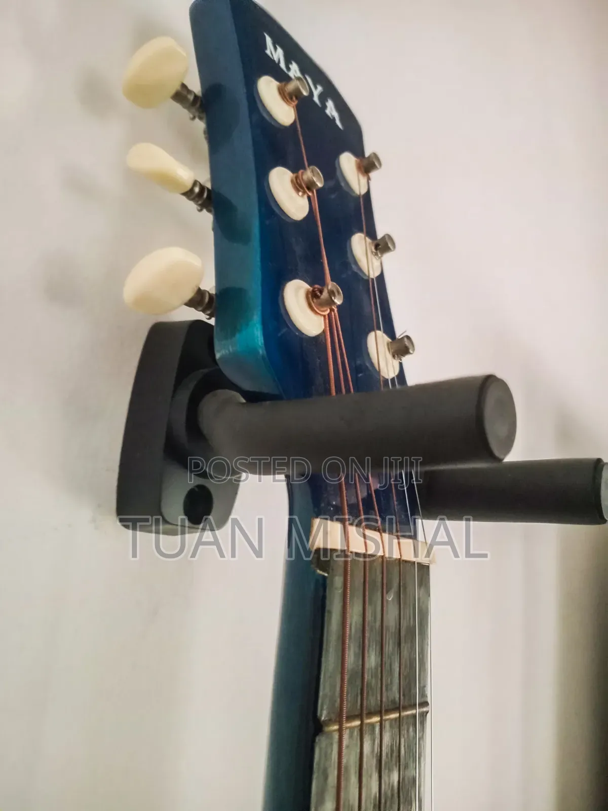 Box Guitar (Brand New) 38"