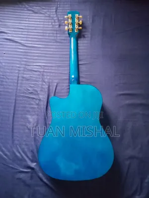Box Guitar (Brand New) 38"