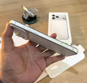 New Apple iPhone 17 Pro Max 1 TB Silver