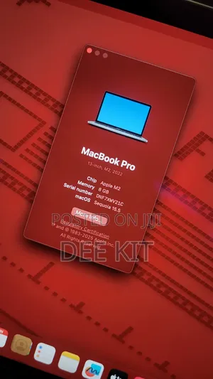 Laptop Apple MacBook Pro 2022 M2 8GB Apple M2 SSD 512GB