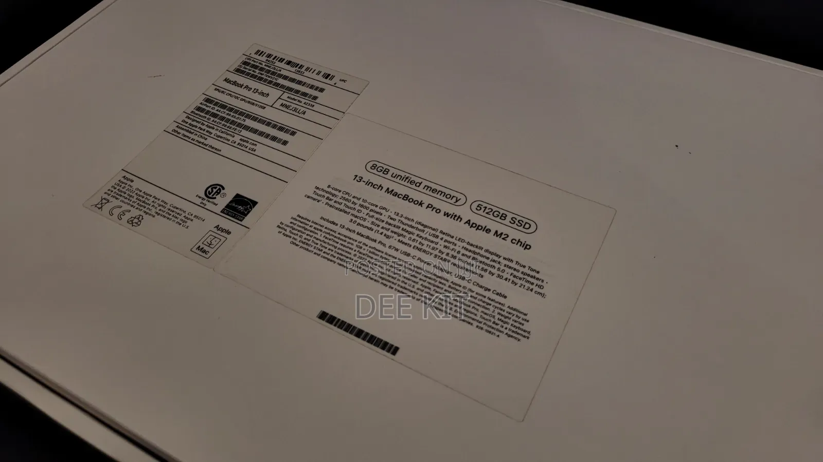 Laptop Apple MacBook Pro 2022 M2 8GB Apple M2 SSD 512GB