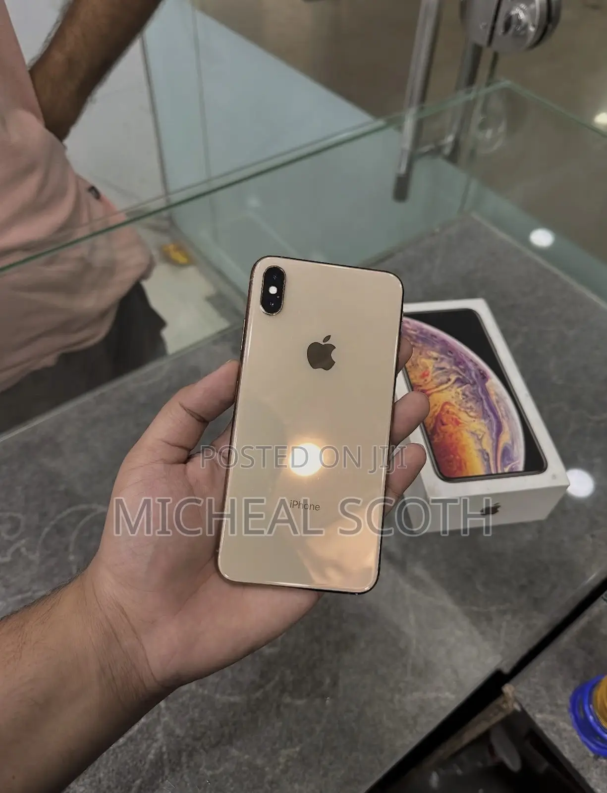 New Apple iPhone XS Max 256 GB Gold