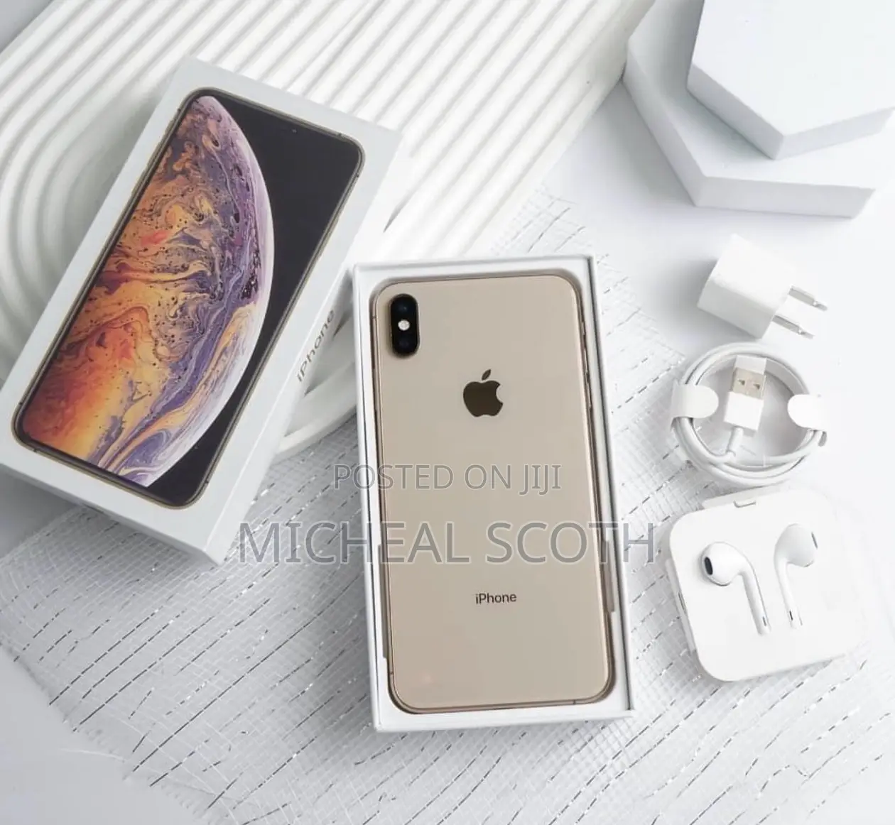 New Apple iPhone XS Max 256 GB Gold