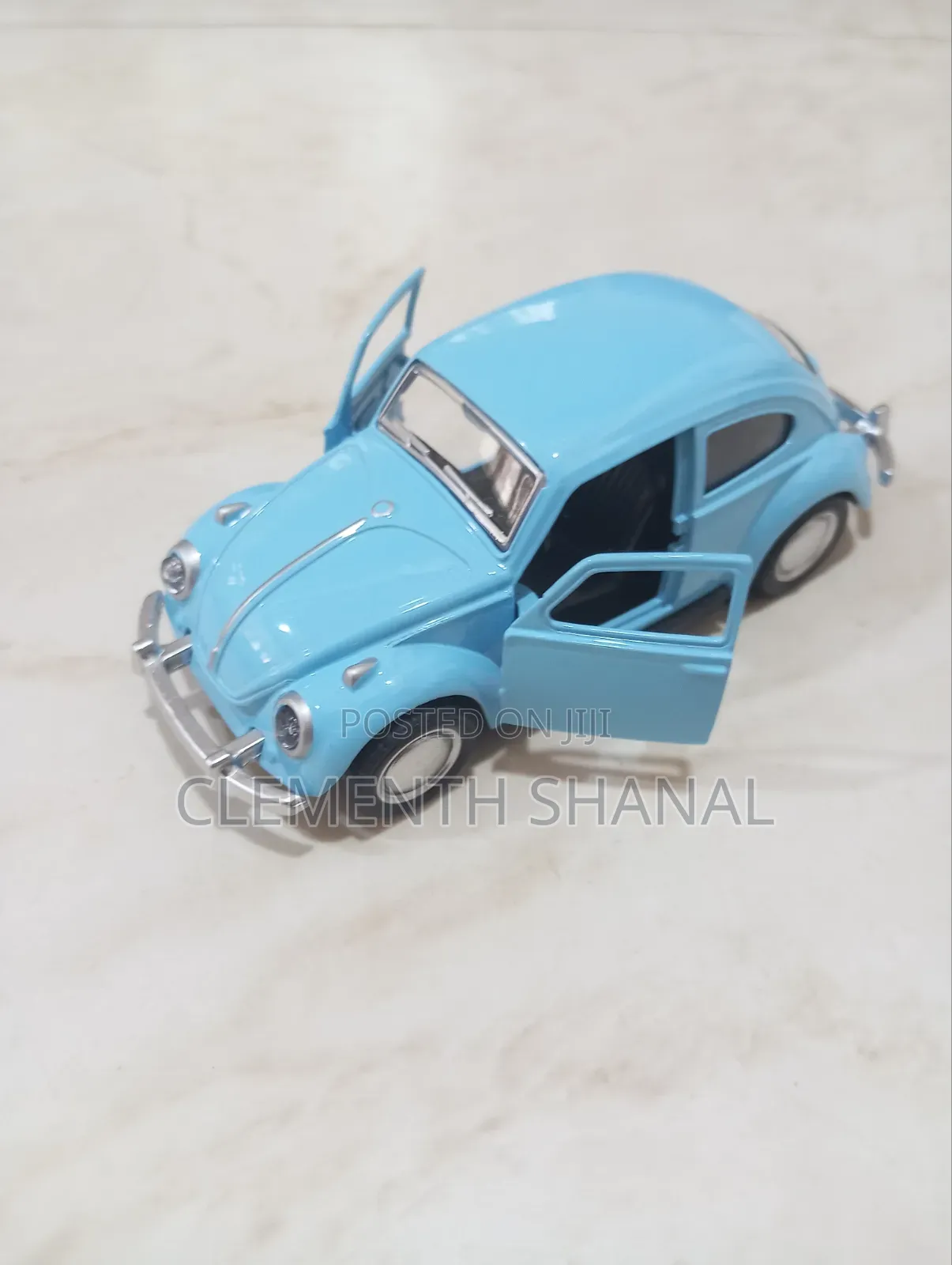 1/36 Volkswagen Model Car
