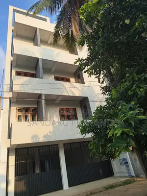3bdrm Apartment in Angoda for rent