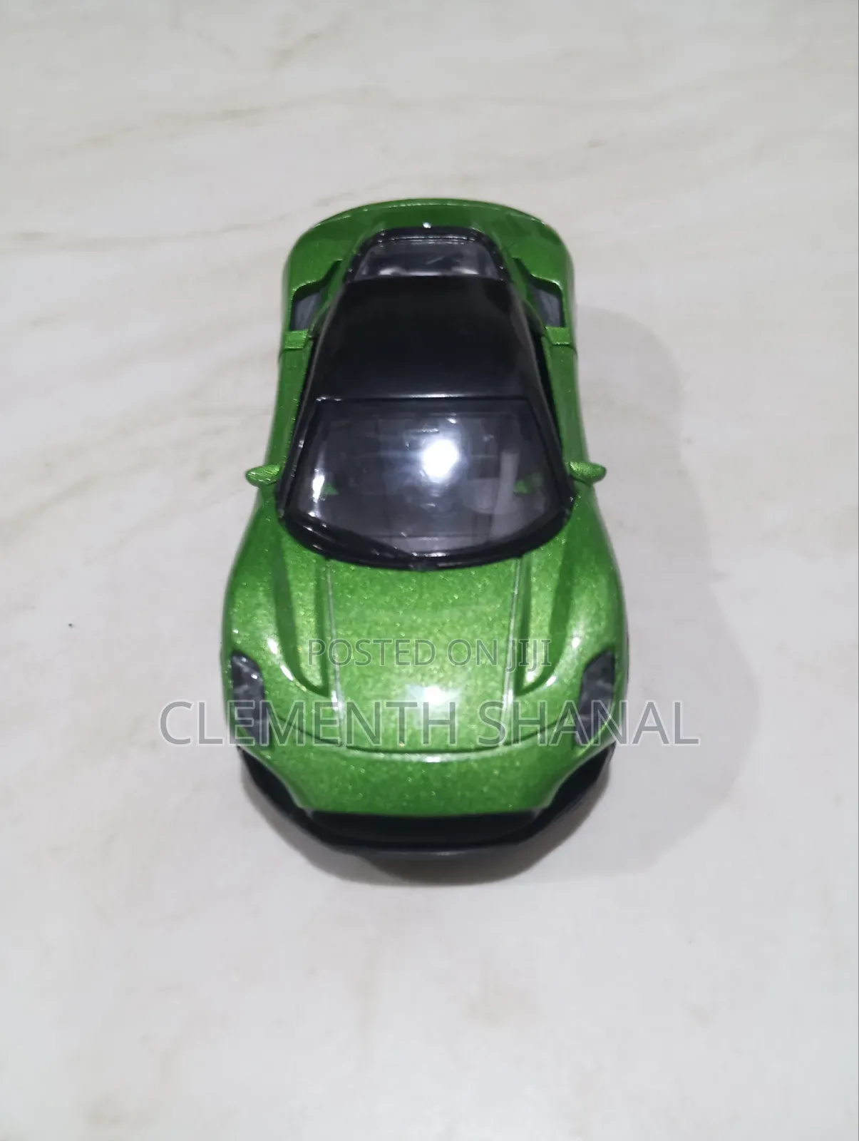 1/36 Maserati Model Car