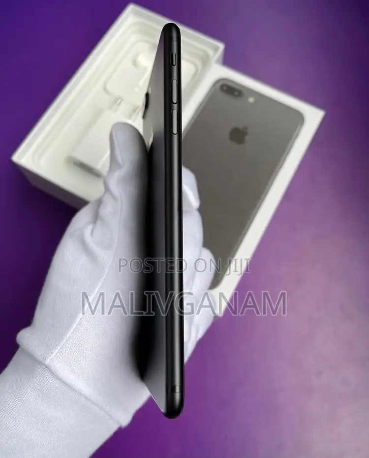 New Apple iPhone 7 Plus 256 GB Black