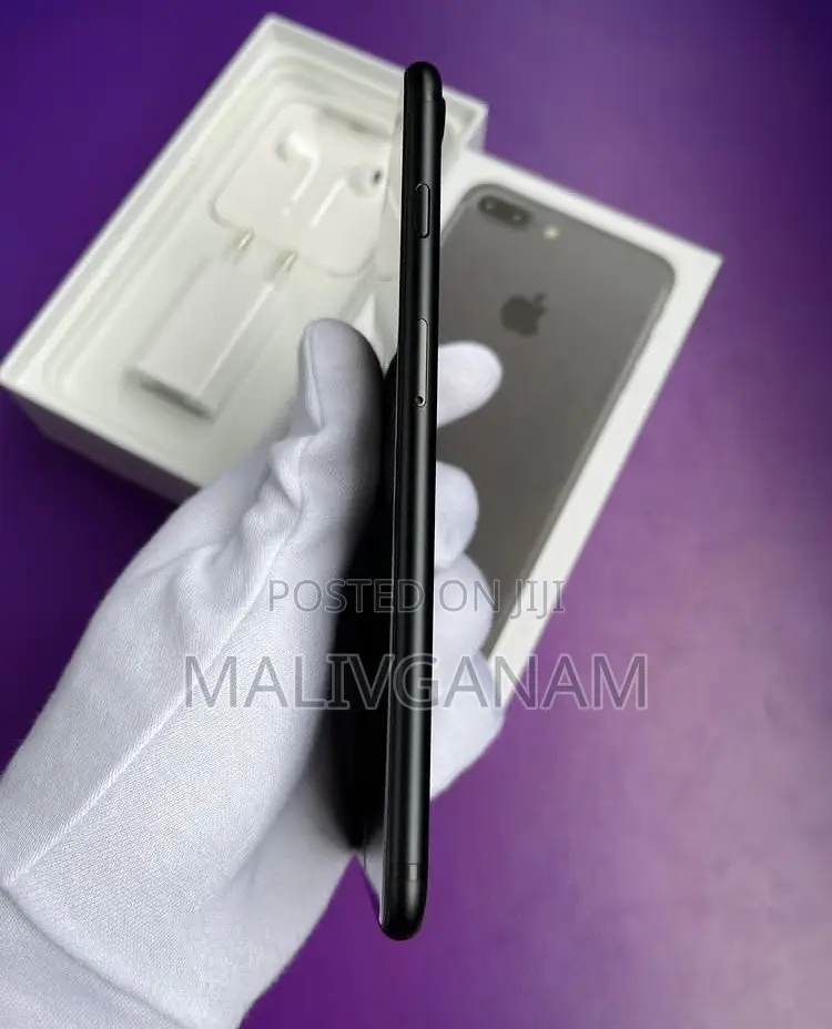 New Apple iPhone 7 Plus 256 GB Black