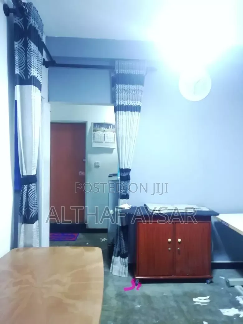 2bdrm Block of Flats in Madampitiya for sale