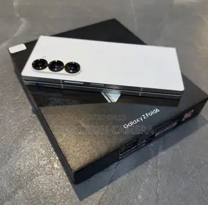 New Samsung Galaxy Fold 512 GB White