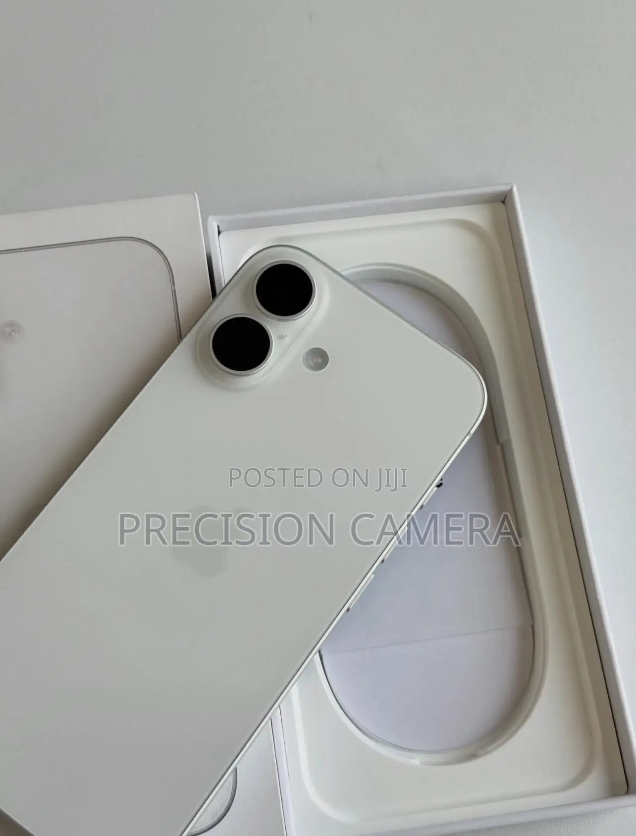 New Apple iPhone 16 256 GB White