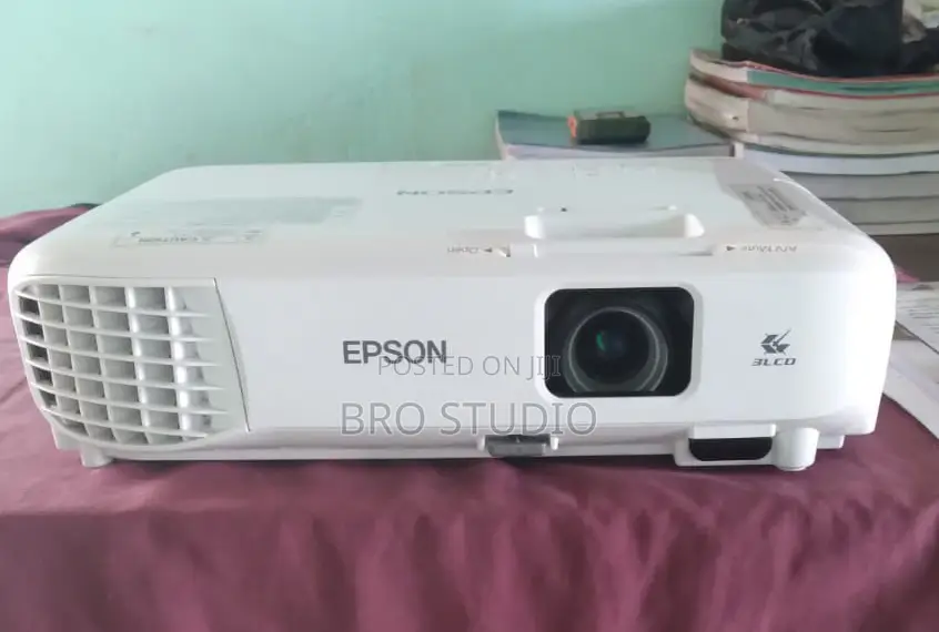 Projector Epson Multimedia Eb-W06 (2y)