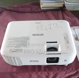 Projector Epson Multimedia Eb-W06 (2y)