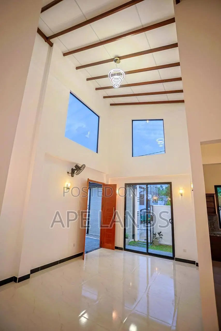 3bdrm House in Homagama for sale
