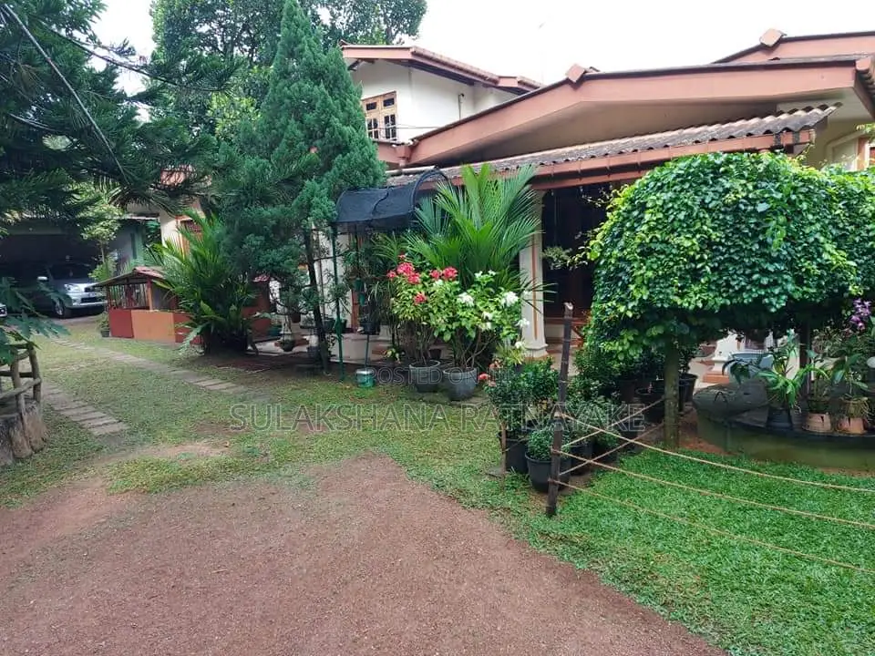 Furnished 3bdrm House in Piliyandala for sale
