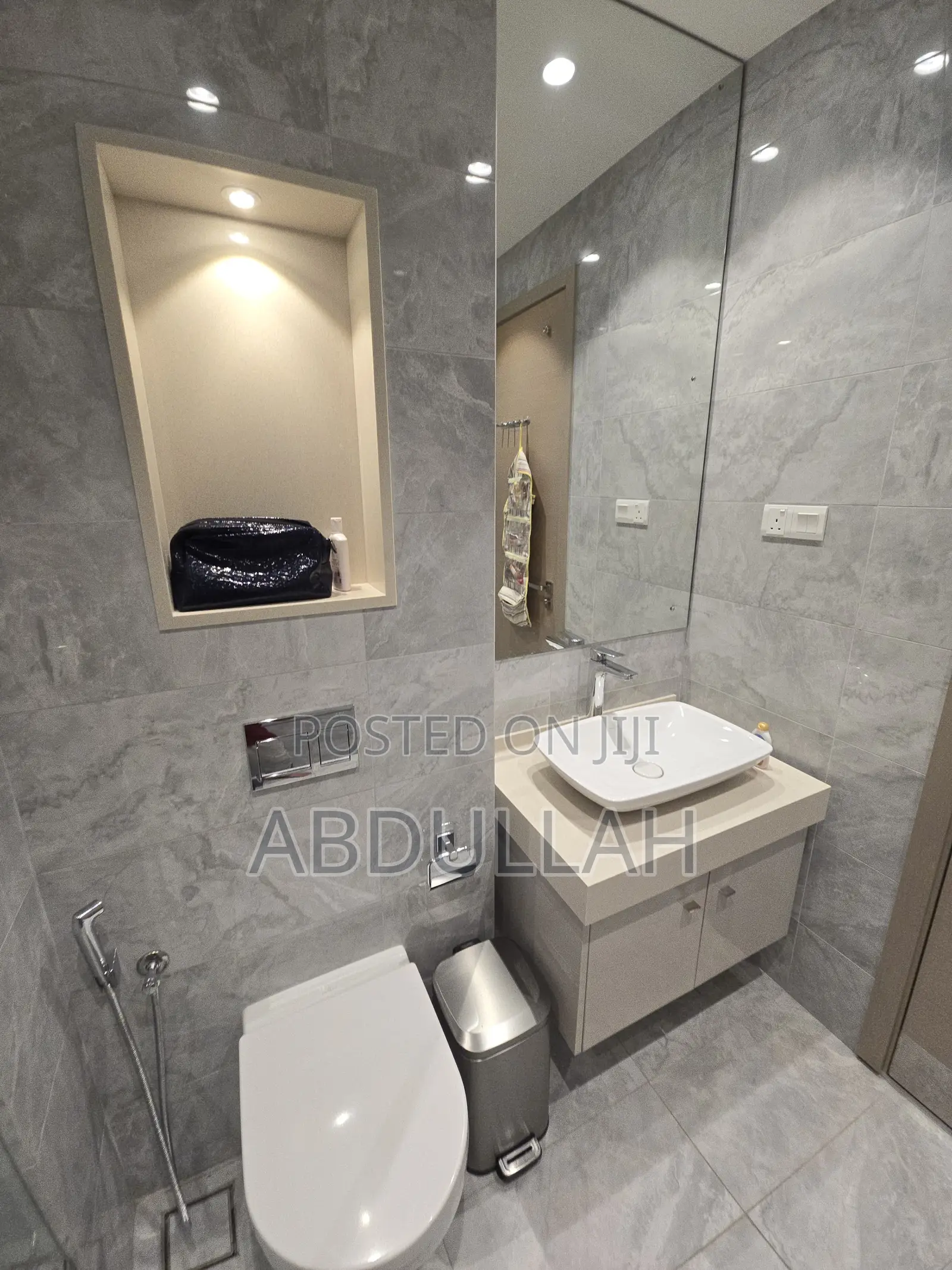 Furnished 3bdrm Apartment in Bambalapitiya for rent