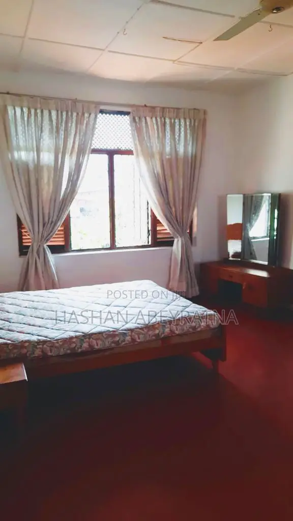 4bdrm House in Abeyratna, Kotte for rent