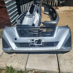 Toyota Tank / Roomy 2016 Front Bumper With Grill – (Japan Used Part)