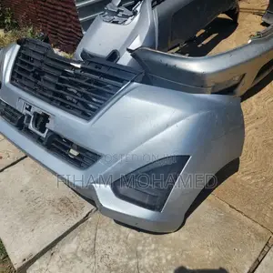 Toyota Tank / Roomy 2016 Front Bumper With Grill – (Japan Used Part)