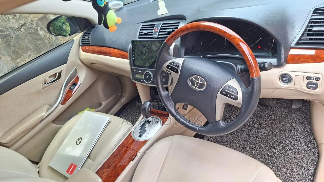 Toyota Premio 1.5 FWD 2015 Gray