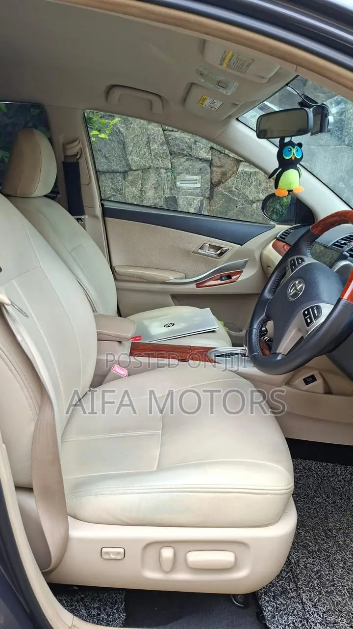 Toyota Premio 1.5 FWD 2015 Gray