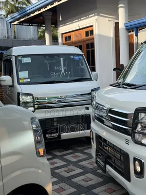 New Suzuki Wagon 2025 Off white