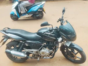 Bajaj Pulsar 150 2016 Black