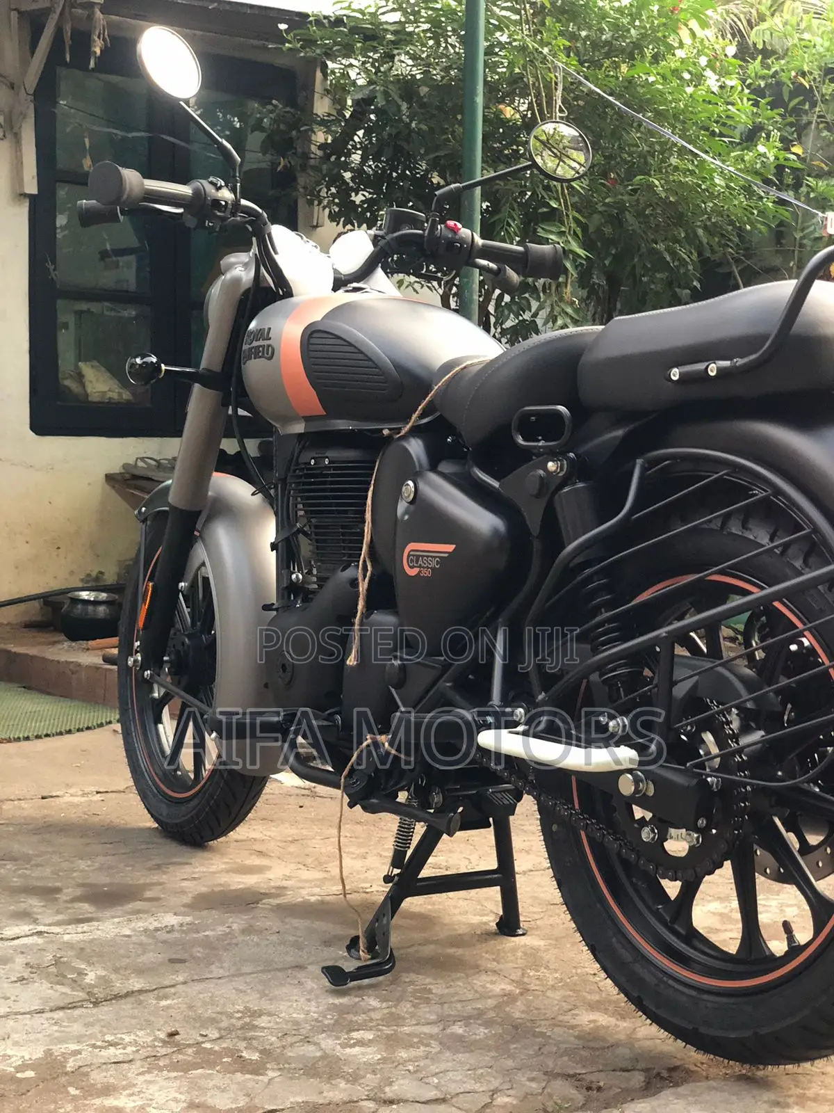 New Royal Enfield Classic 350 2026 Gray